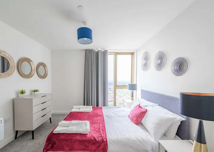 Fabulous 2 Bed Flat In Central Birmingham W Views