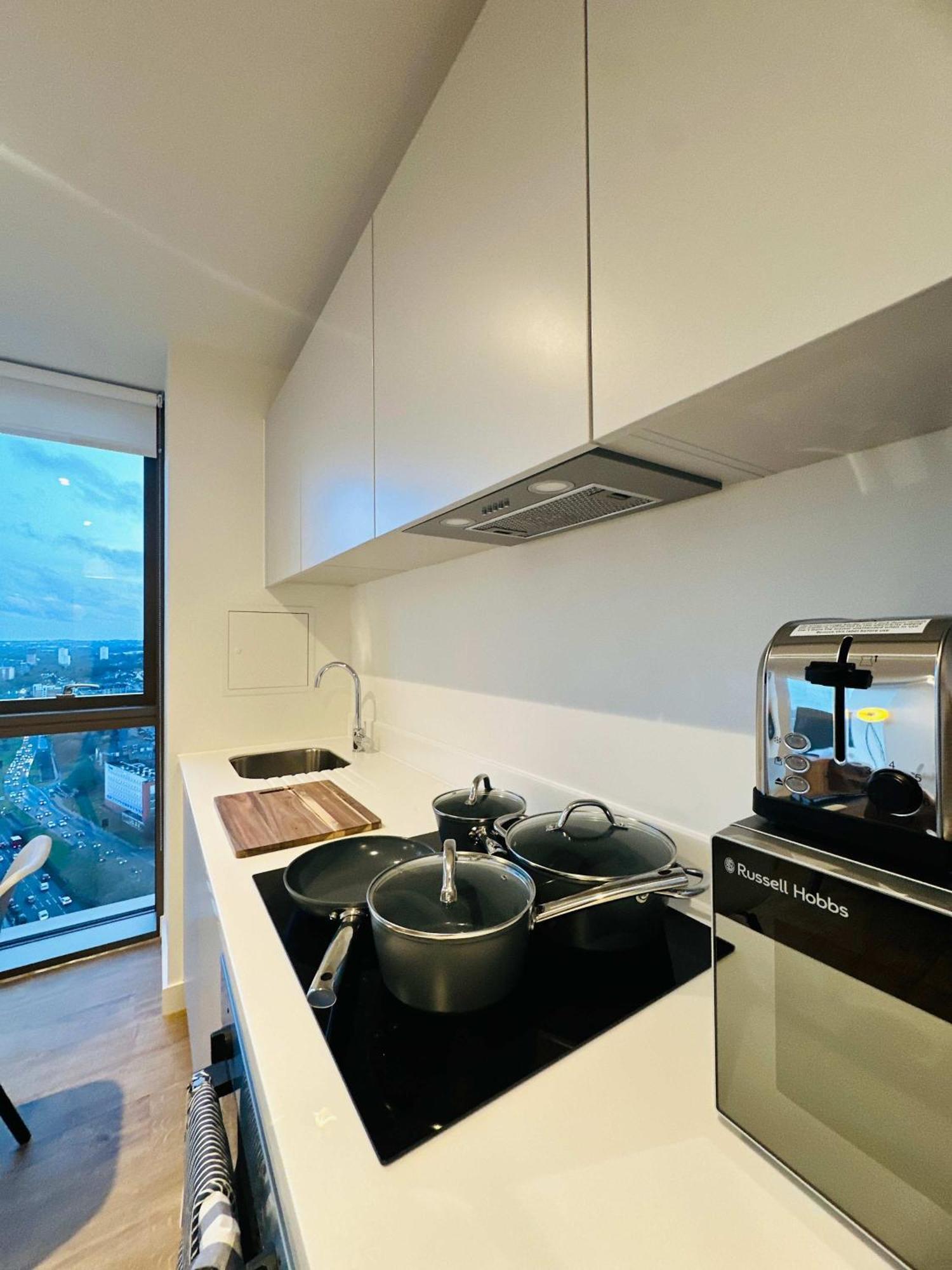 Fabulous 2 Bed Flat In W Views Apartamento