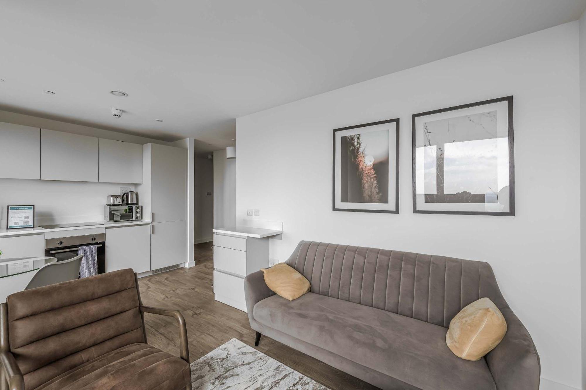 Fabulous 2 Bed Flat In W Views * Birmingam